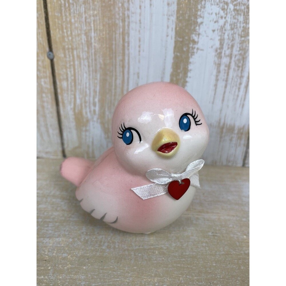 Target Spritz Ceramic Valentine's Day Love Bird Pink Figurine 2023 *chip On Wing
